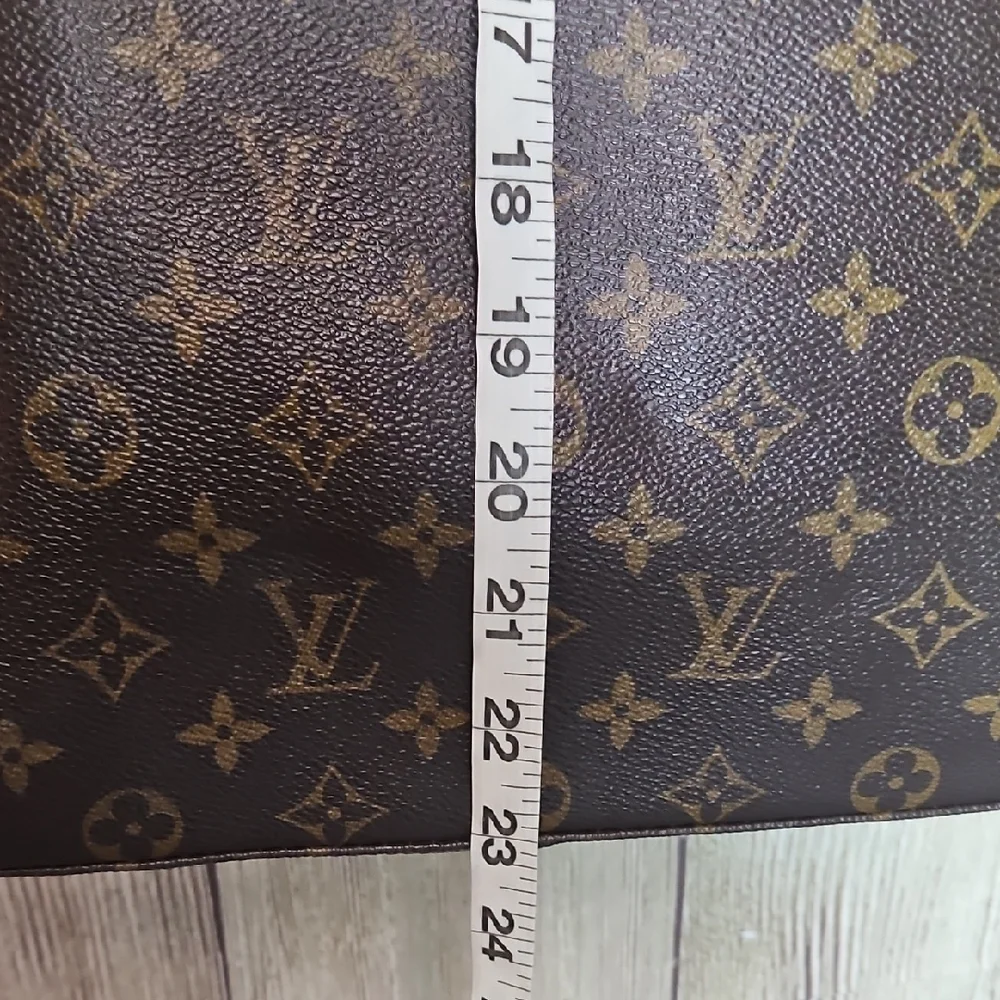 LOUIS VUITTON Looping Monogram Shoulder Bag Brown - Picture 14 of 16